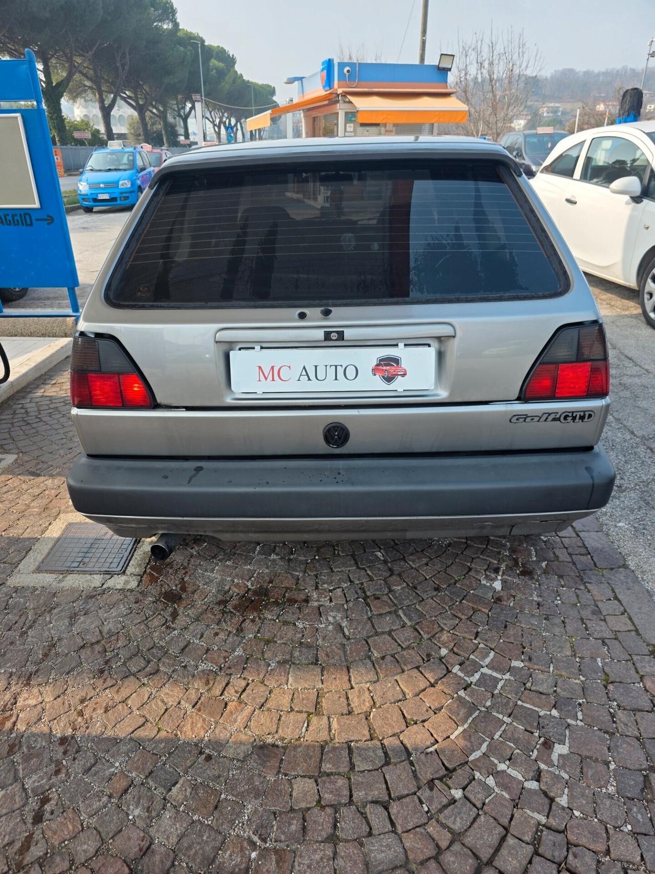 Volkswagen Golf 1600 TD intercooler 5 p. GTD con 367.000km