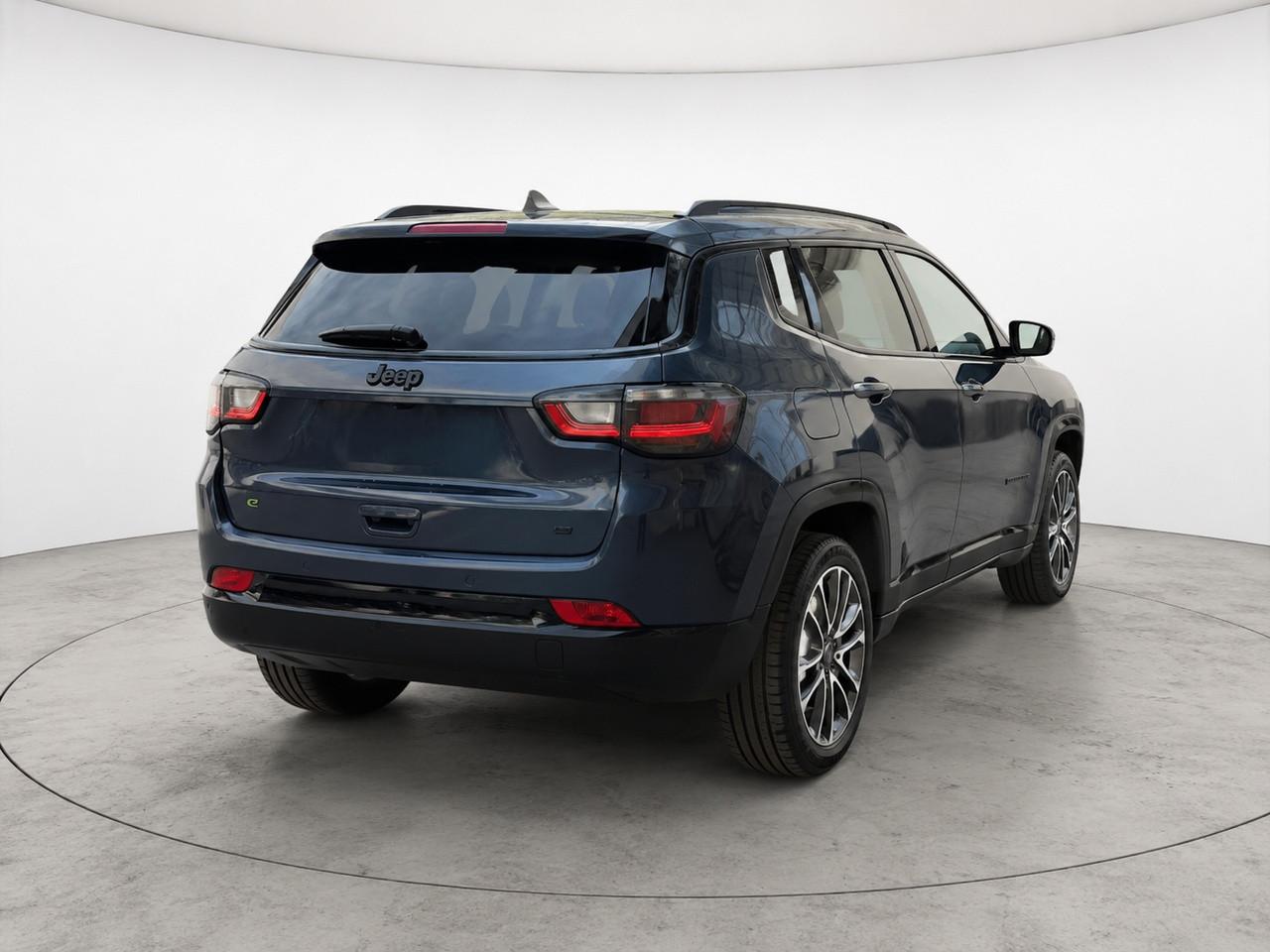 JEEP Compass II 2021 - Compass 1.5 turbo t4 mhev Summit 2wd 130cv dct