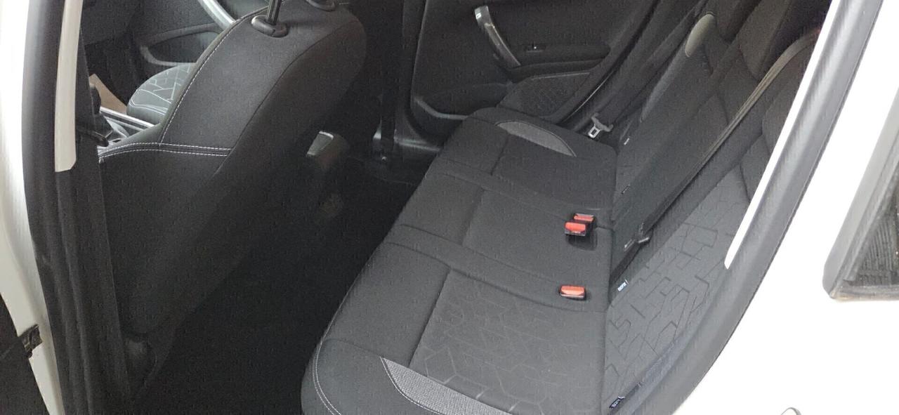 Peugeot 2008 PureTech 82 S&S Allure