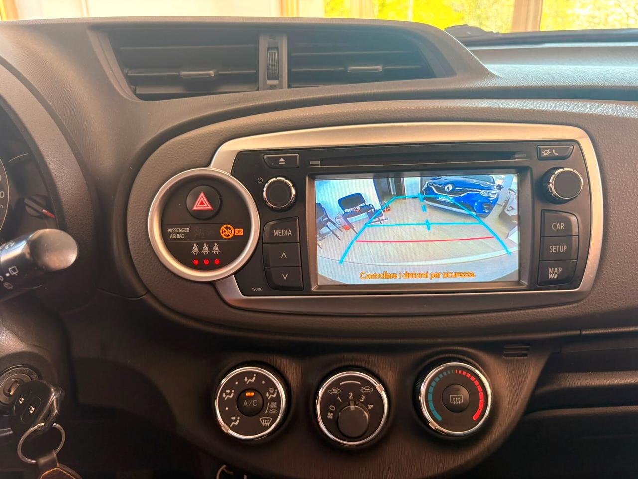 Toyota Yaris 1.0 5 porte Active