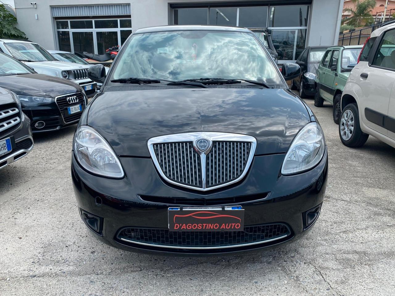 Lancia Ypsilon 1.3 MJT 75 CV Limited Elle