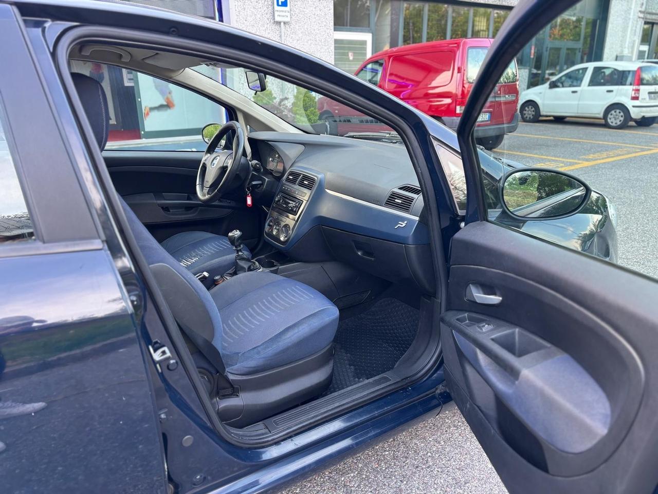 Fiat Grande Punto Grande Punto 1.3 MJT 90 CV 5 porte Dynamic