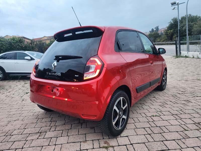 Renault Twingo 1.0 SCe Limited 73 CV 5 porte ok Neopatentati