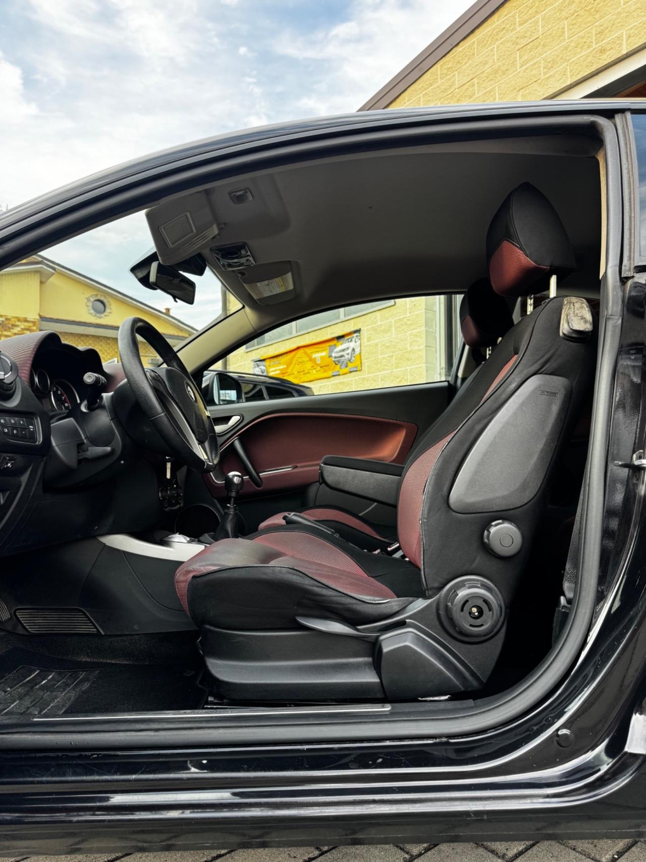 Alfa Romeo MiTo 1.4 T 155 CV Distinctive Sport Pack