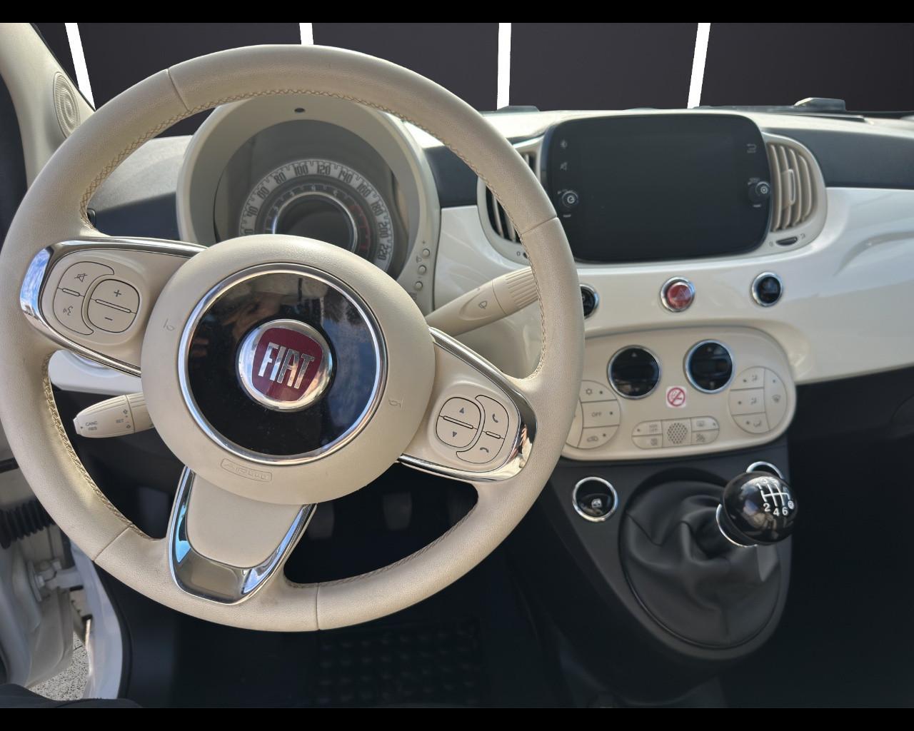 FIAT 500 (2015-2024) - 500 C 1.0 Hybrid Dolcevita