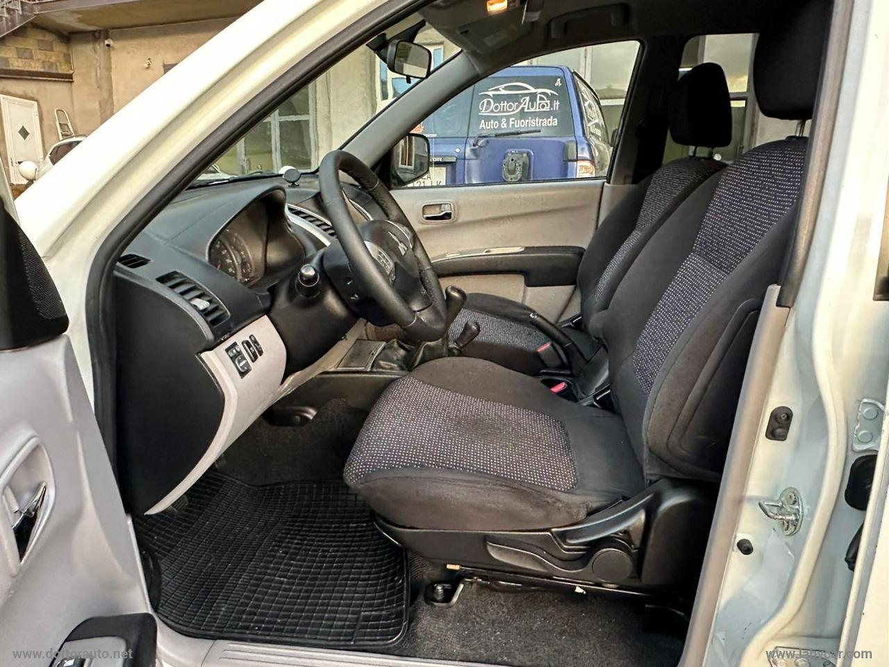 MITSUBISHI L200 2.5 DI-D/178CV DC Intense Plus