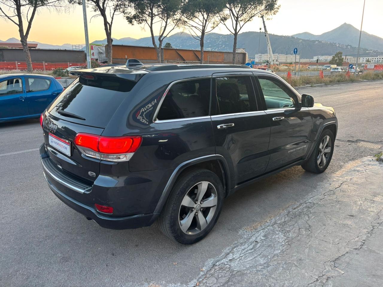 Jeep Grand Cherokee Overland 3.0 CRDI