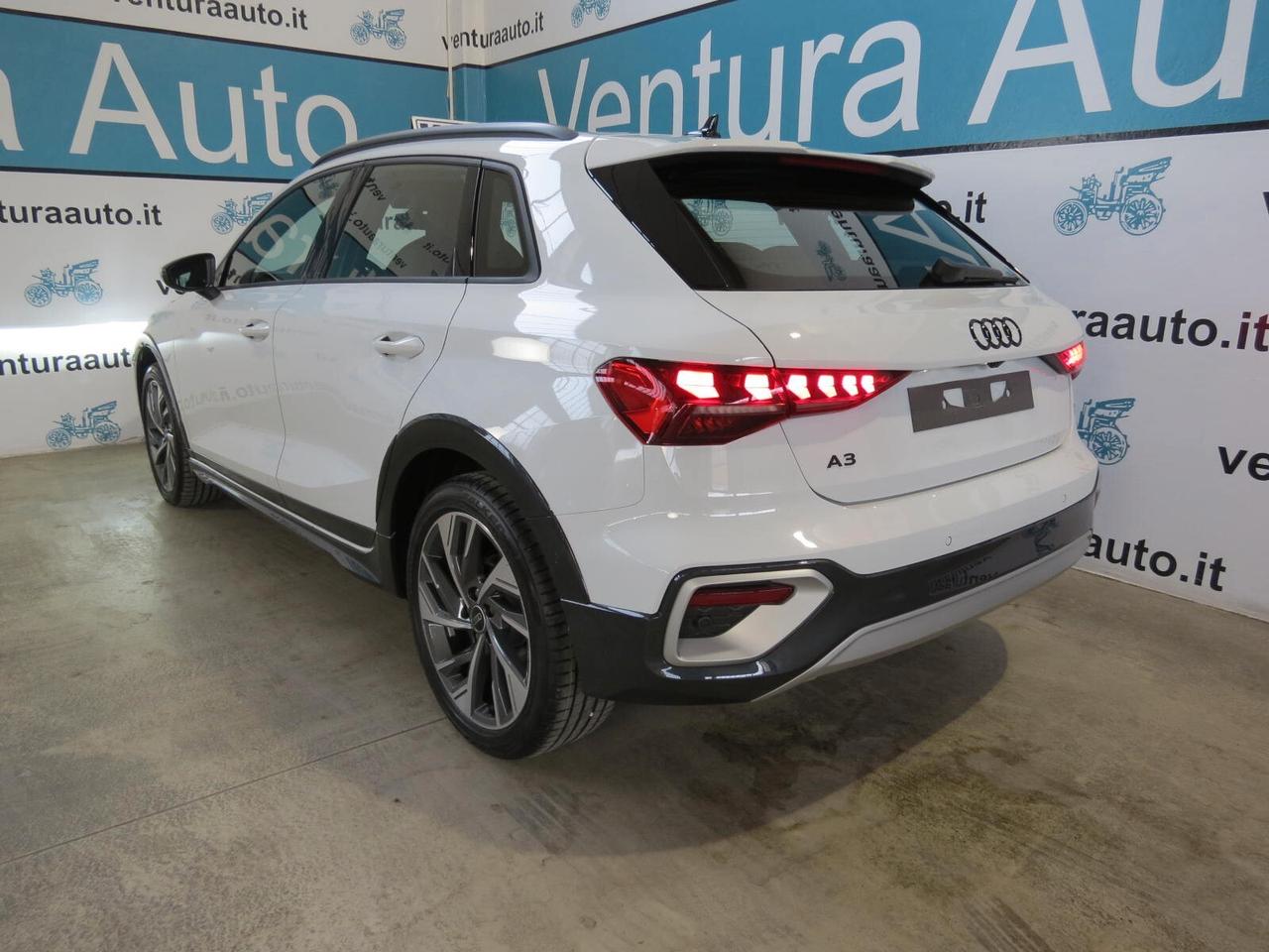 Audi A3 allstreet TDI 150 CV S tronic Identity Contrast