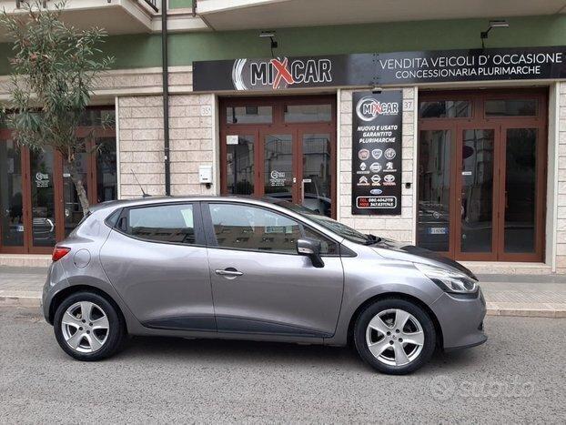 RENAULT Clio 1.2 75CV BENZINA NAVI UNIPRO