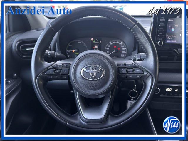 TOYOTA Yaris 1.5 Hybrid 5 porte Business