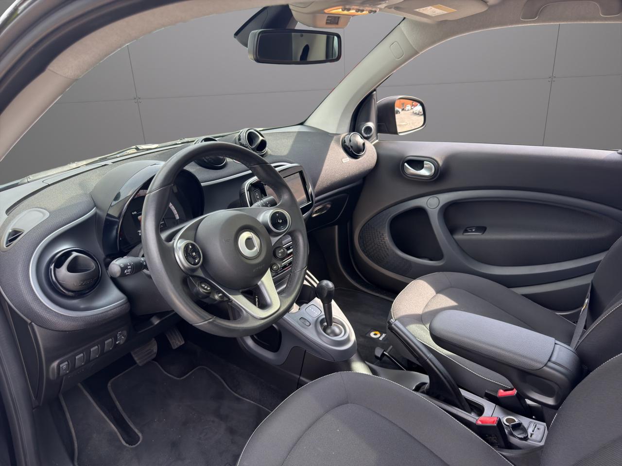Smart fortwo coupe 0.9 Passion Turbo 90cv - Unico proprietario - Sedili riscaldabili - Cerchi in lega - Luci Led - Tetto panoramico - Schermo touch