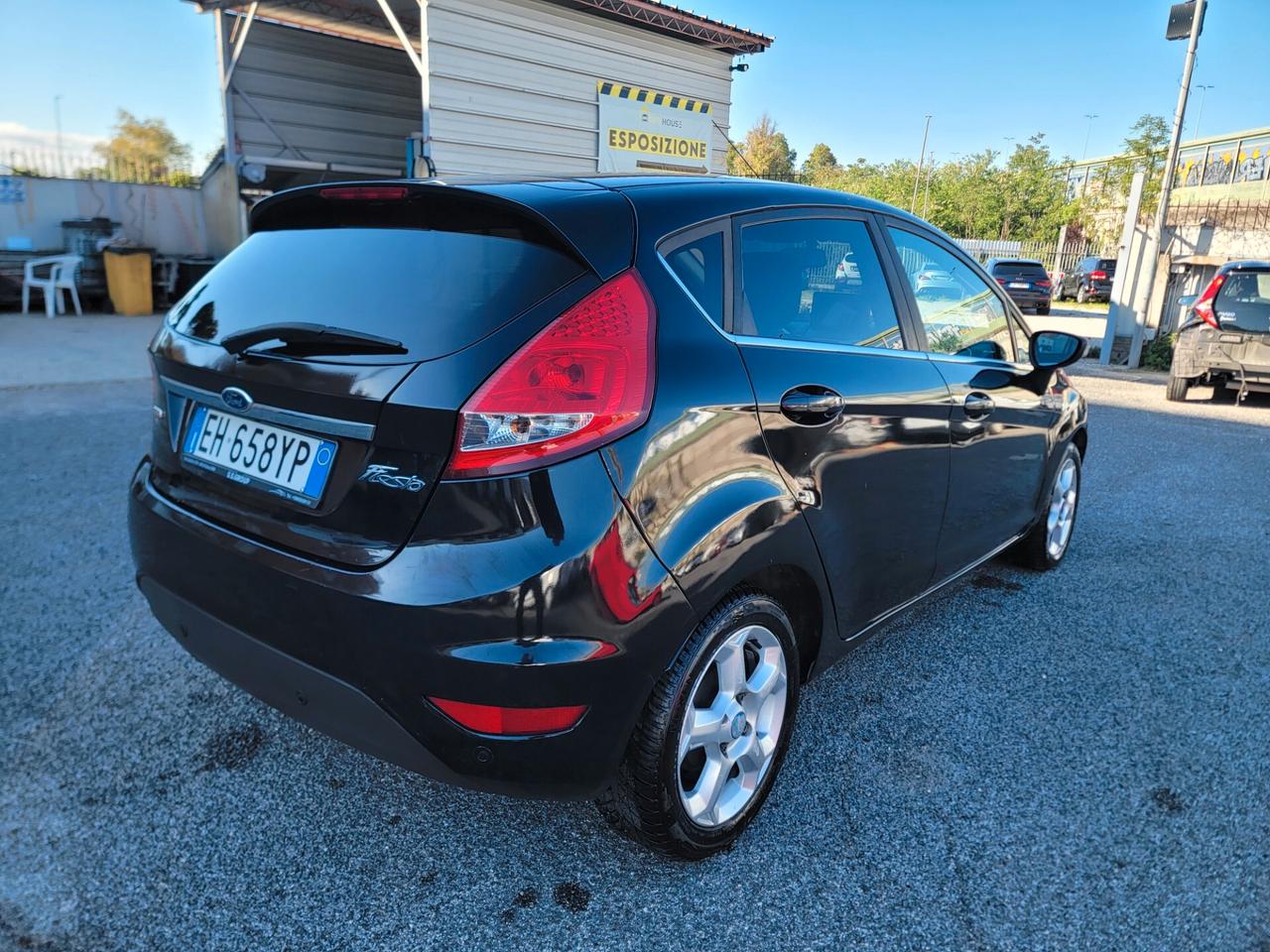 Ford Fiesta 1.4 TDCi 5p. Titanium GARANZIA