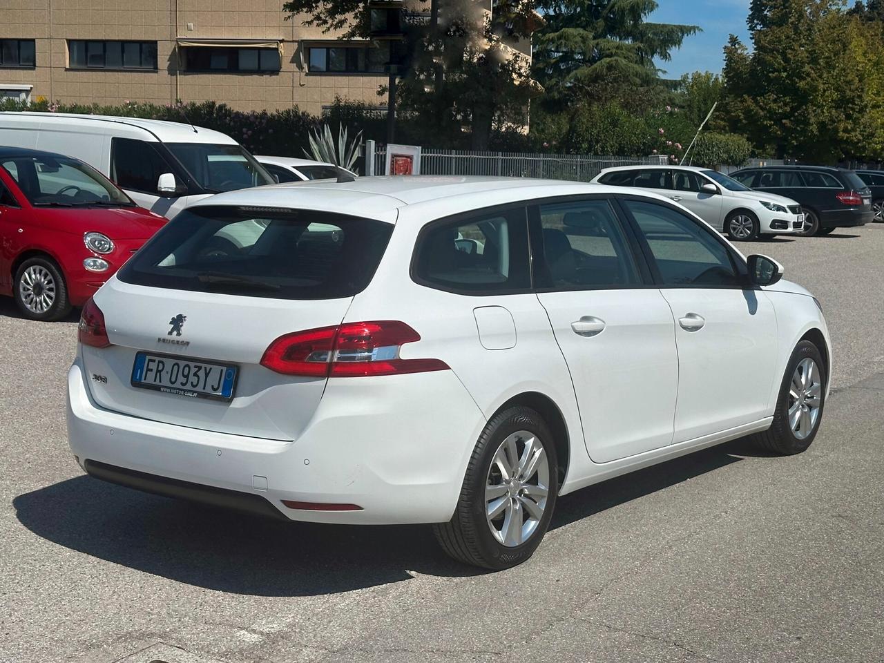 Peugeot 308 BlueHDi 130 S&S EAT8 SW Business