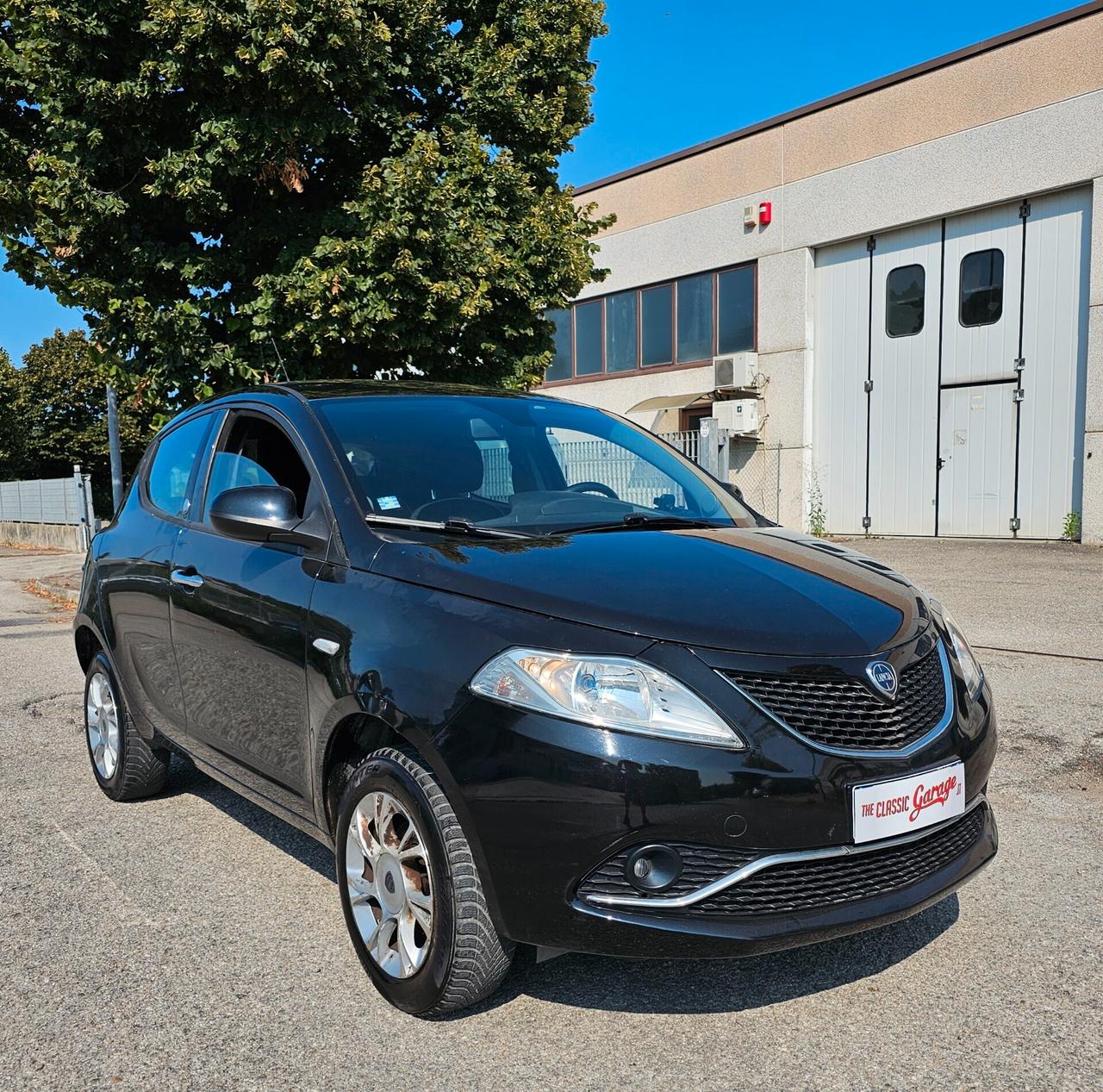 Lancia Ypsilon 0.9 TwinAir Metano Ecochic Gold