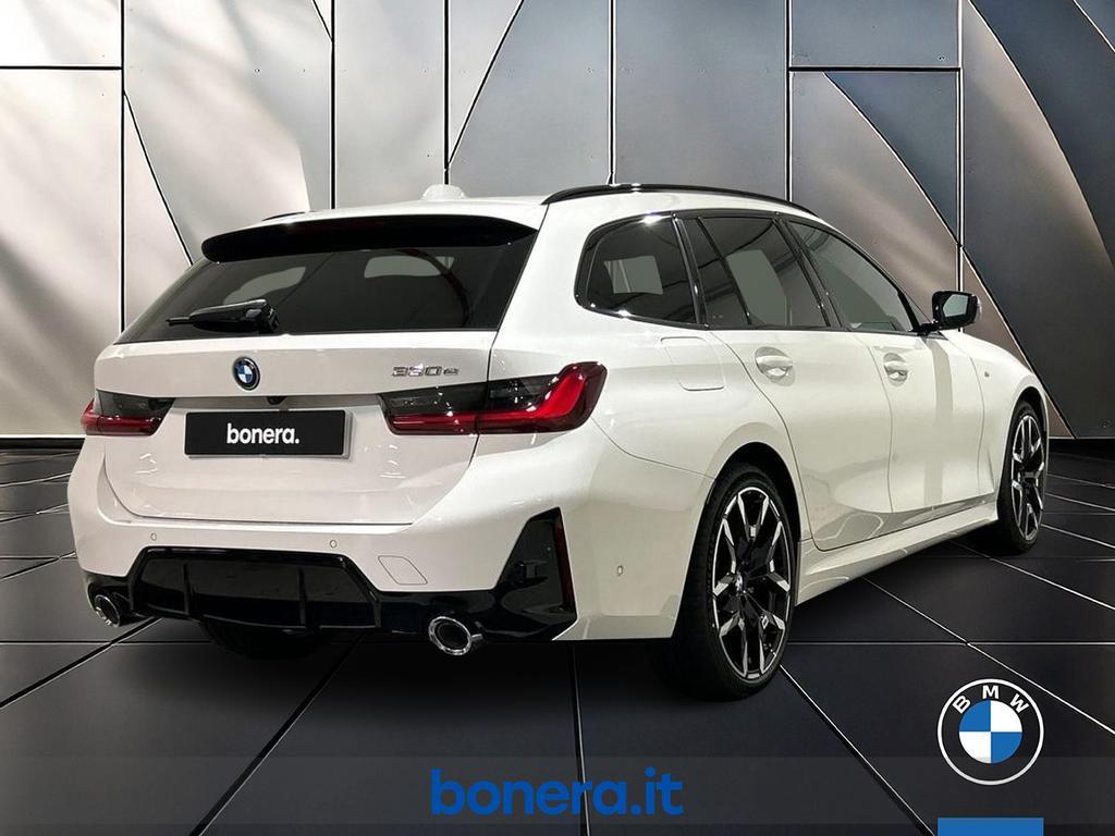BMW Serie 3 Touring 330 e M Sport Steptronic