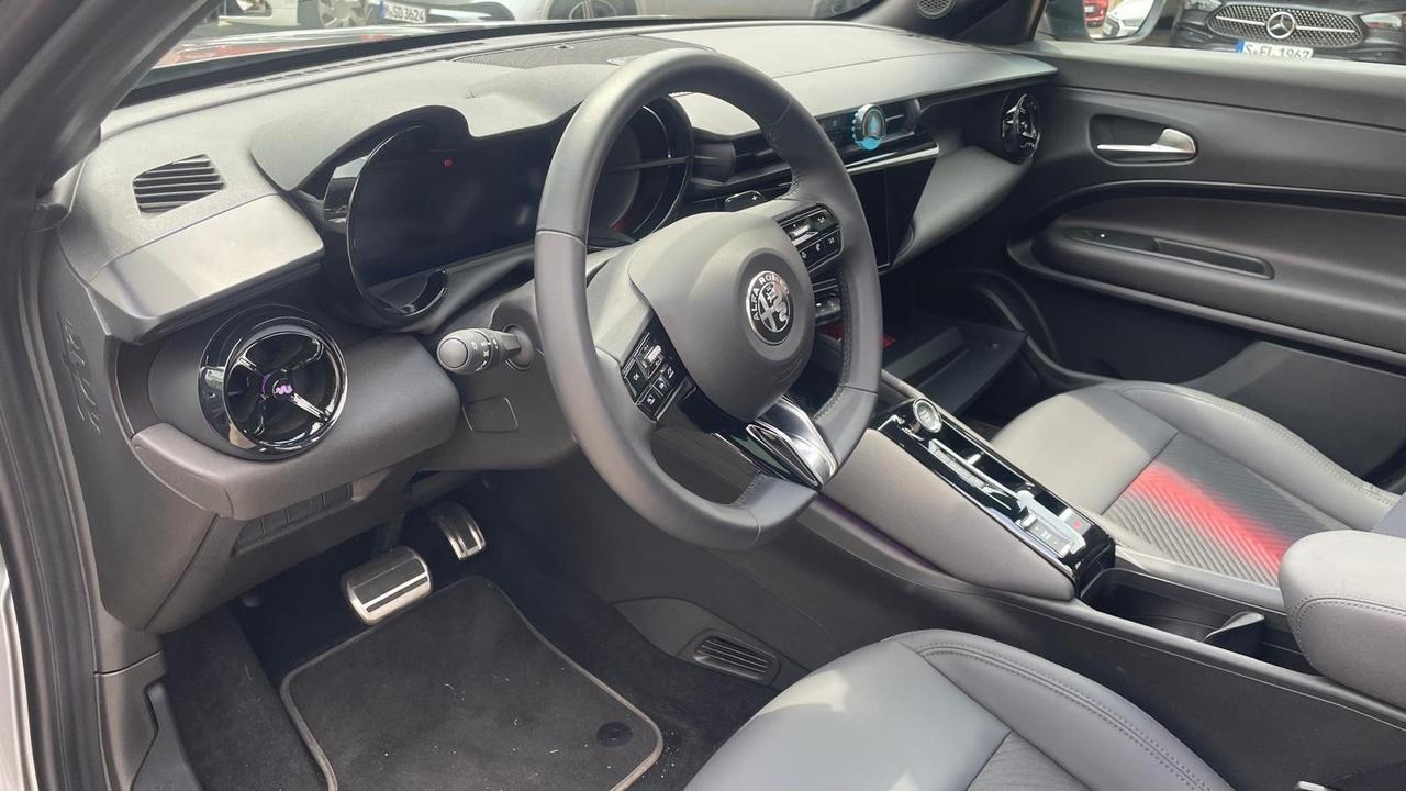 Alfa Romeo Junior 1.2 136 CV Hybrid eDCT6 Speciale