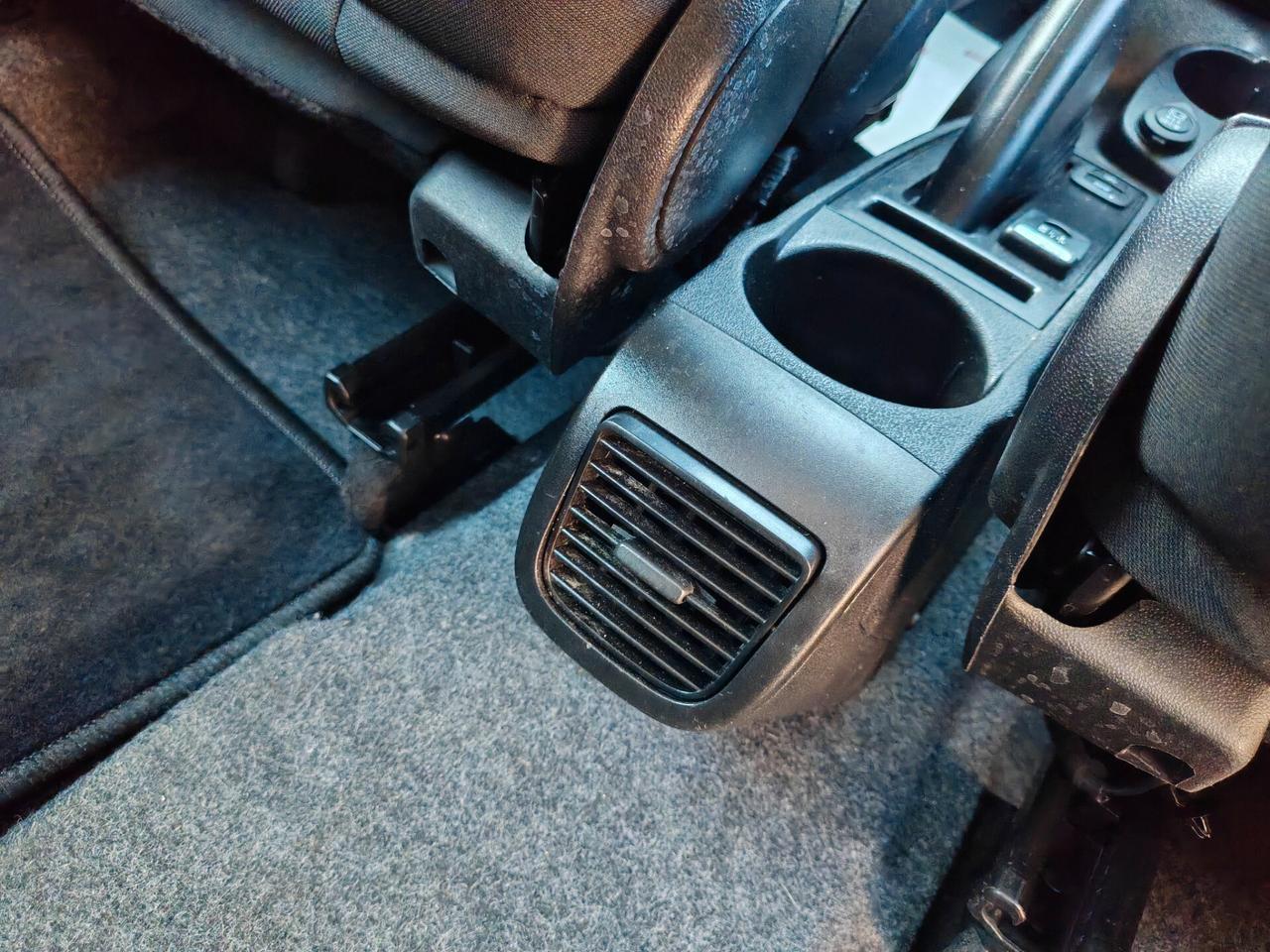 Fiat Dobló 1,6 diesel 02/2012 cv105