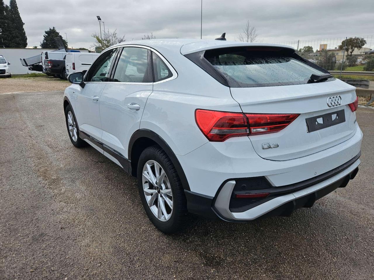 Audi Q3 35 TDI Sportback s line edition