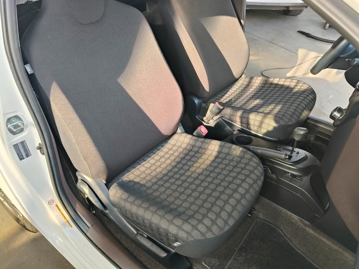 Toyota iQ 1.0 Sol CAMBIO AUTOMATICO POCHI KM