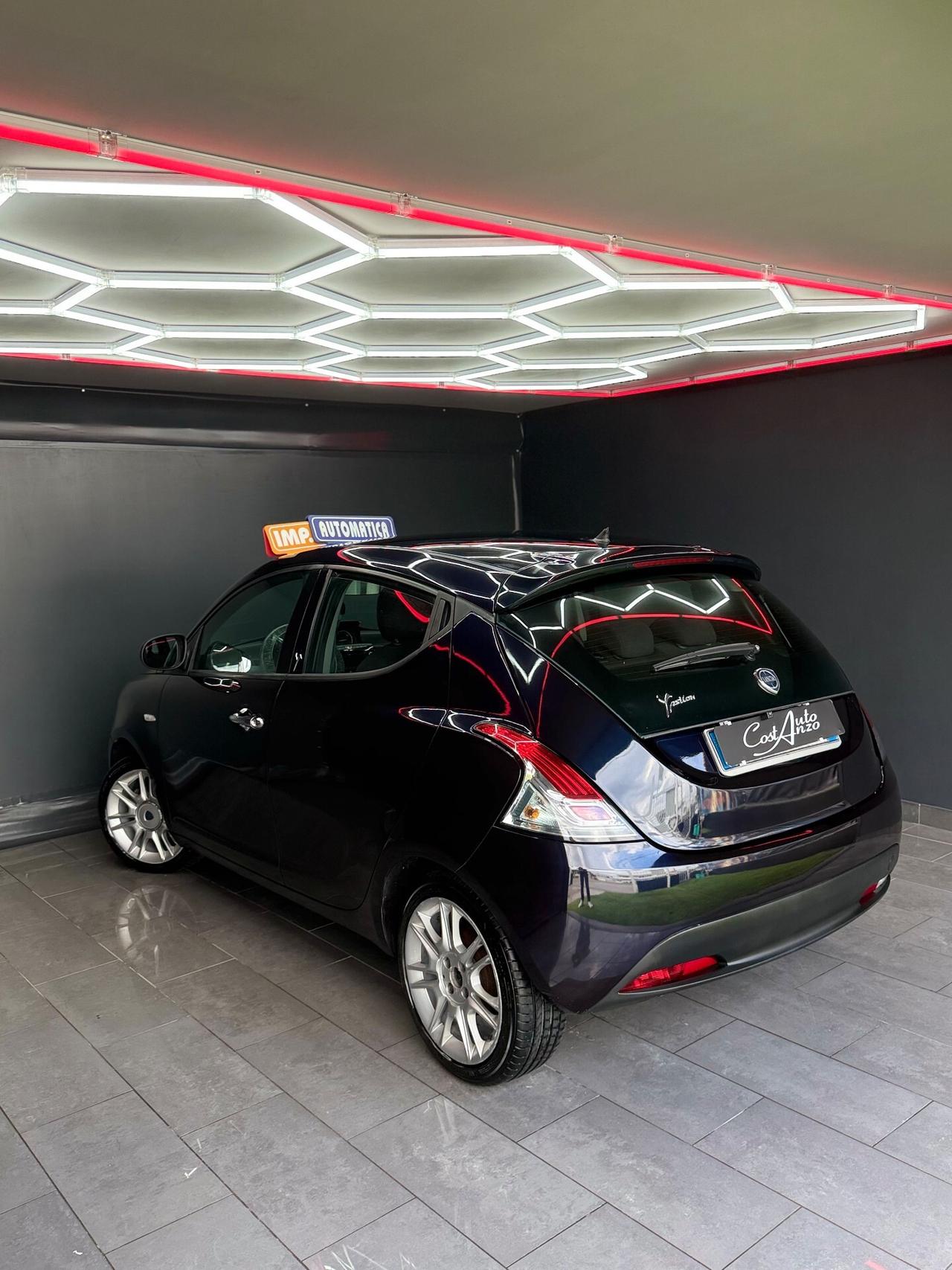 Lancia Ypsilon 0.9 Gpl 85cv Automatica 2012