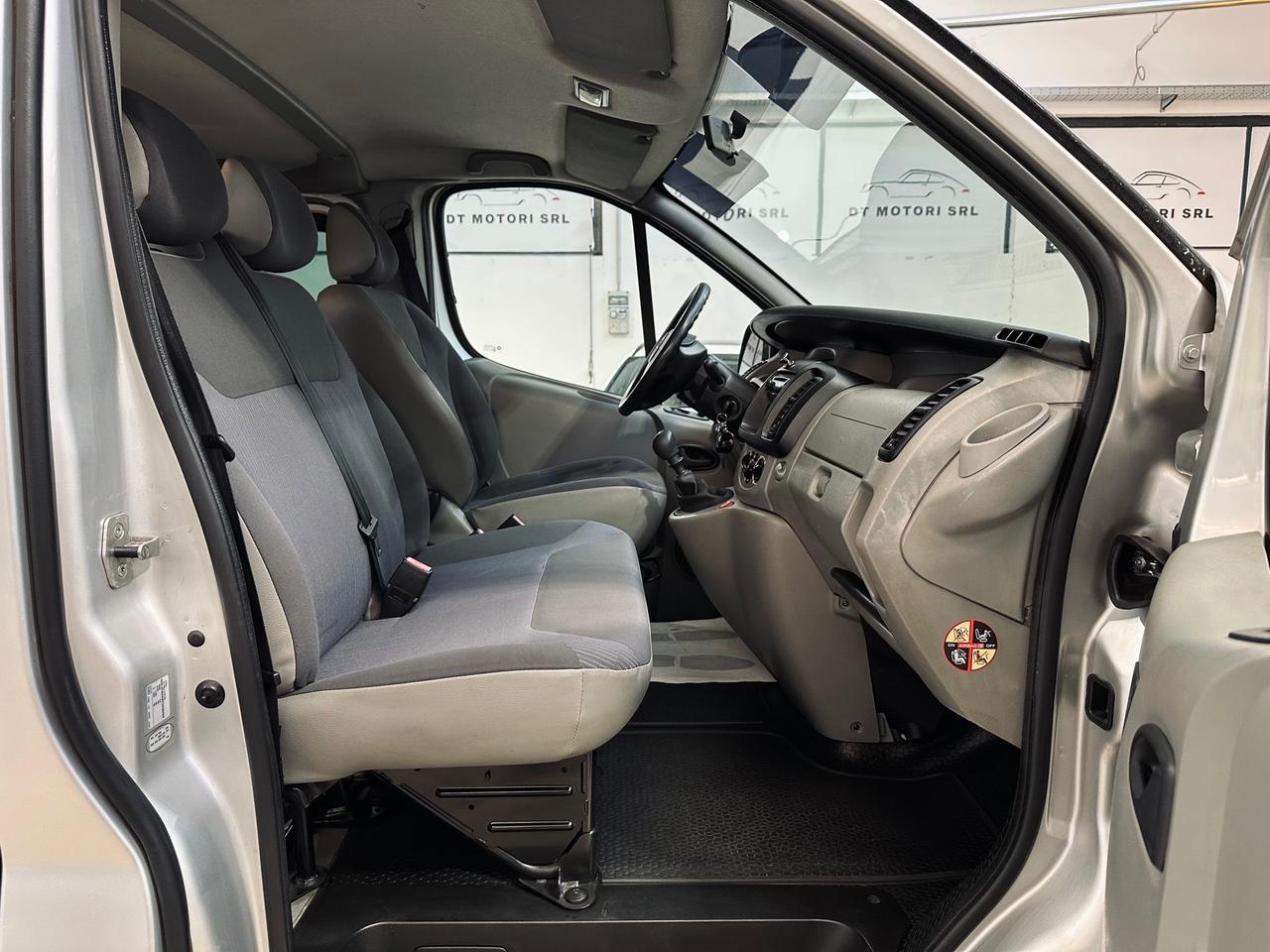 Opel Vivaro 2.0 CDTI 9 posti CLIMA - RADIO