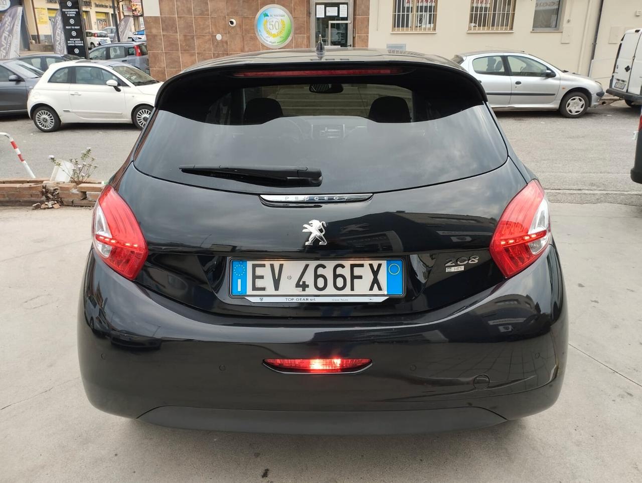 Peugeot 208 1.6 e-HDi 92 CV Stop&Start 5 porte Allure