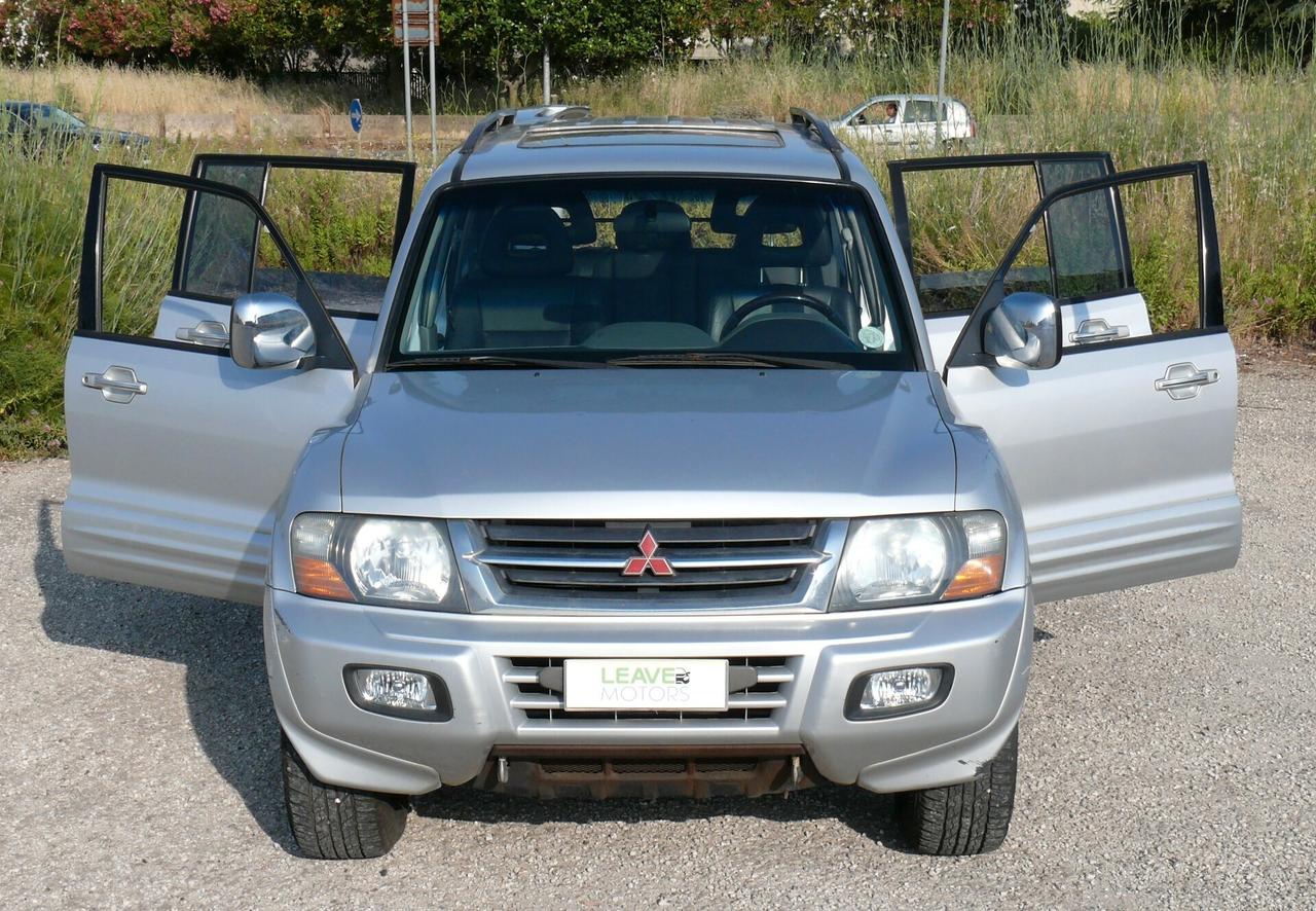 Mitsubishi Pajero 3.2 16V DI-D 5p. GLS2 Autocarro