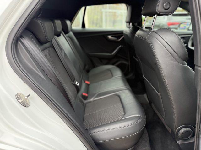 AUDI Q2 S line intern/esterno GARANZIA