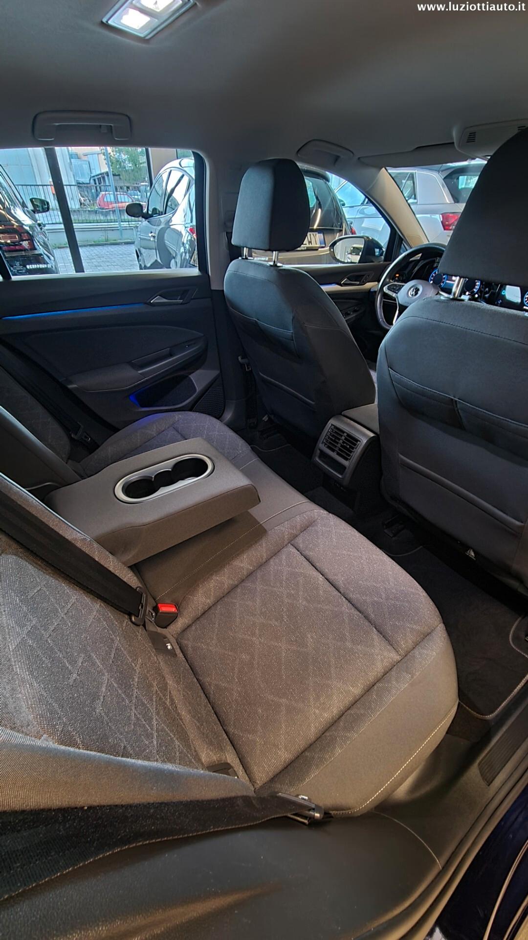 Volkswagen Golf 8 1.5 TGI LIFE