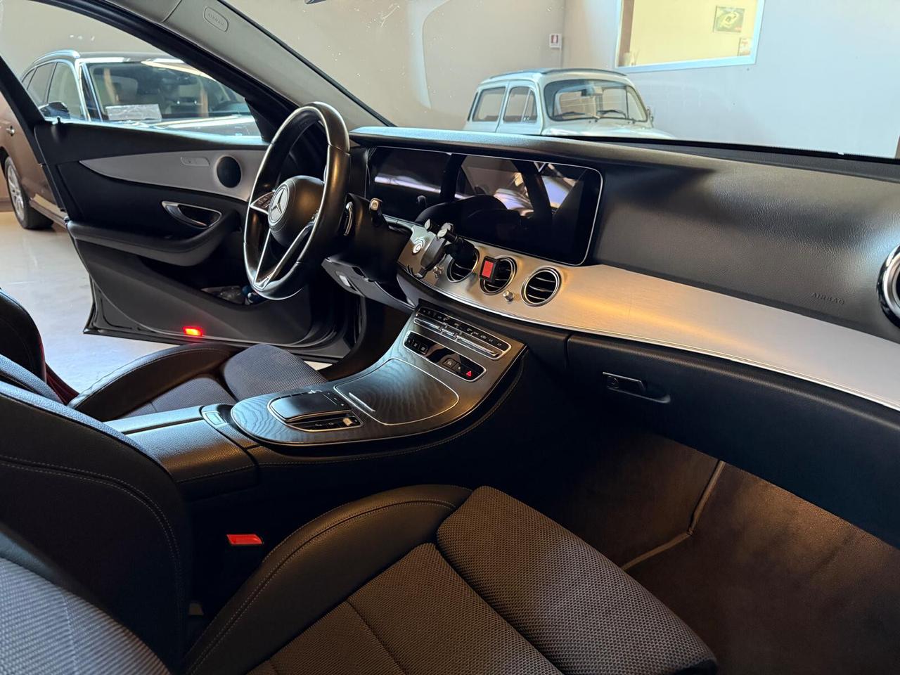 Mercedes E 220 d S.W. 4Matic Auto Business Sport