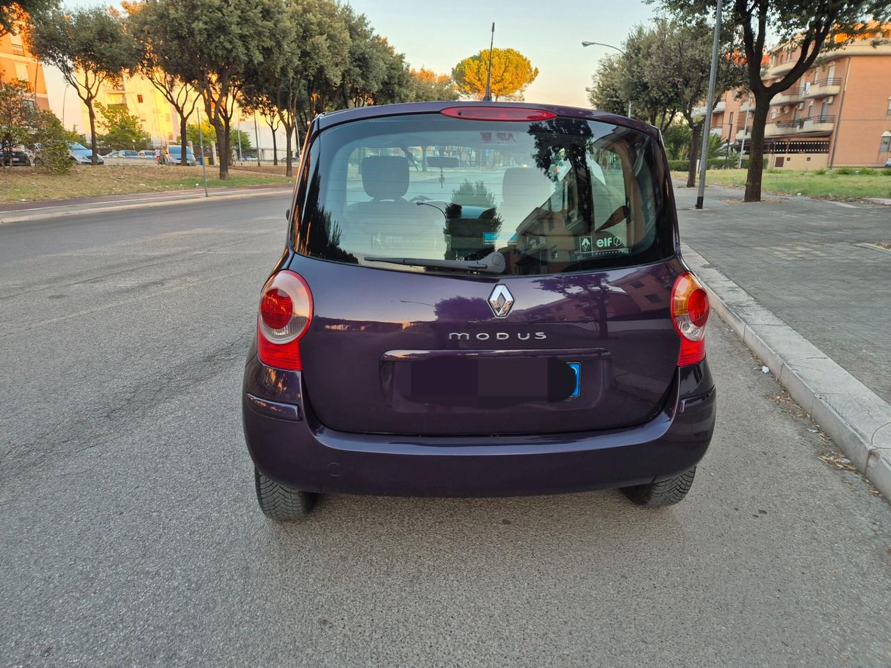 Renault modus 1.2 benzina anno 06 viola