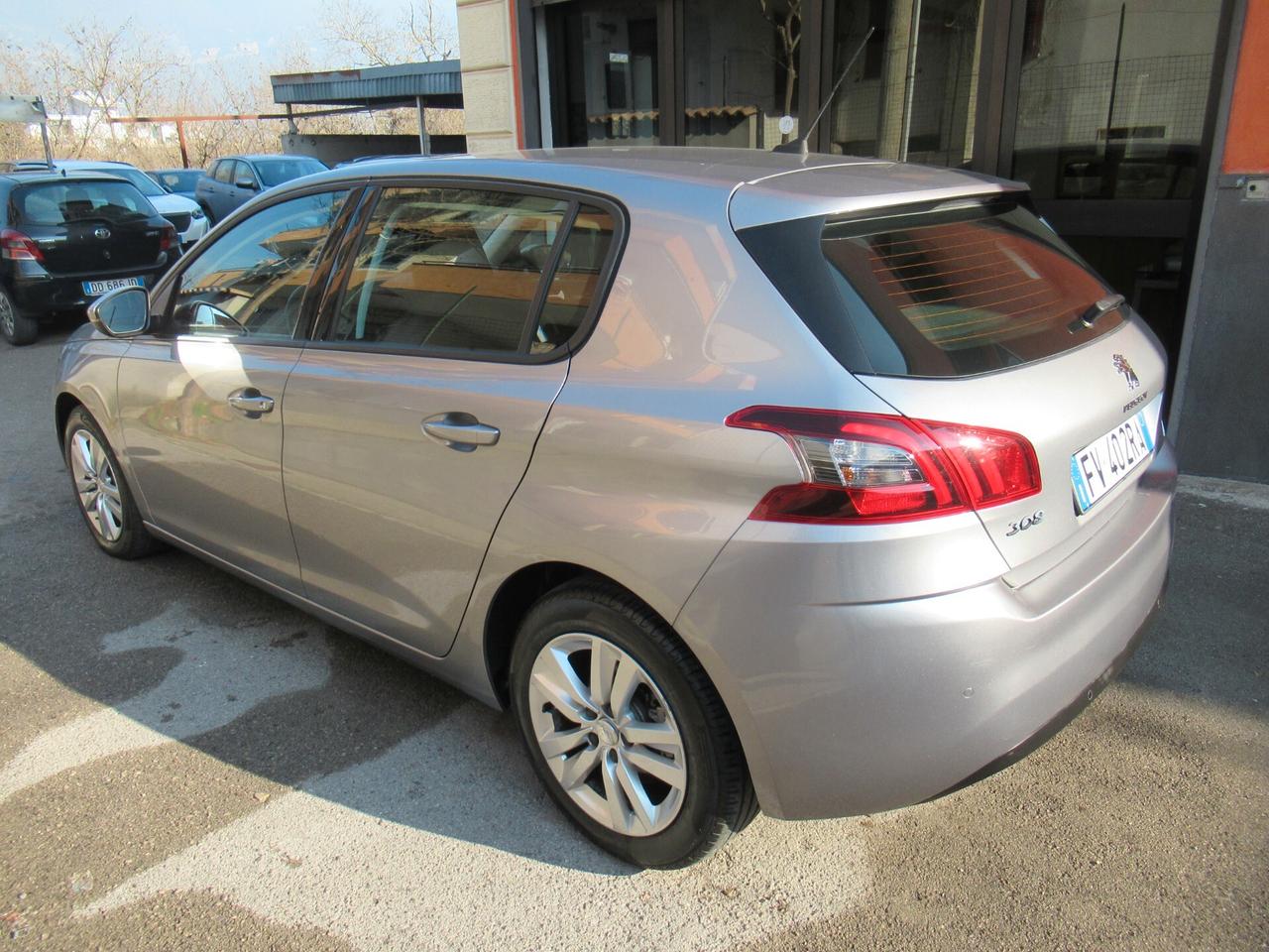 Peugeot 308 BlueHDi 130 S&S Allure