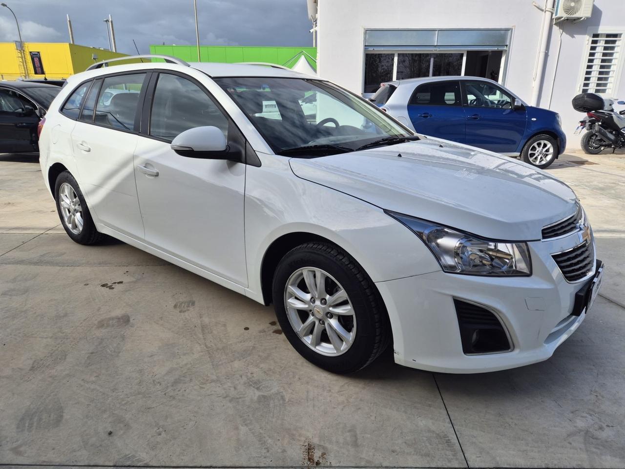 Chevrolet Cruze 1.7 Diesel Station Wagon Start/Stop LTZ