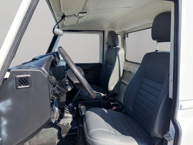 LAND ROVER Defender 2.2 TD4 110 PICK-UP