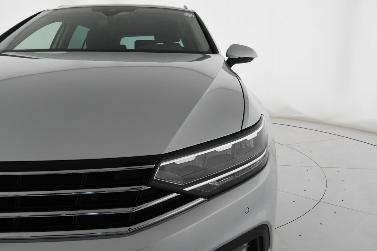 VOLKSWAGEN Passat Variant 2.0 tdi Executive 190cv dsg ACC+APP CONNECT+ALCANTARA