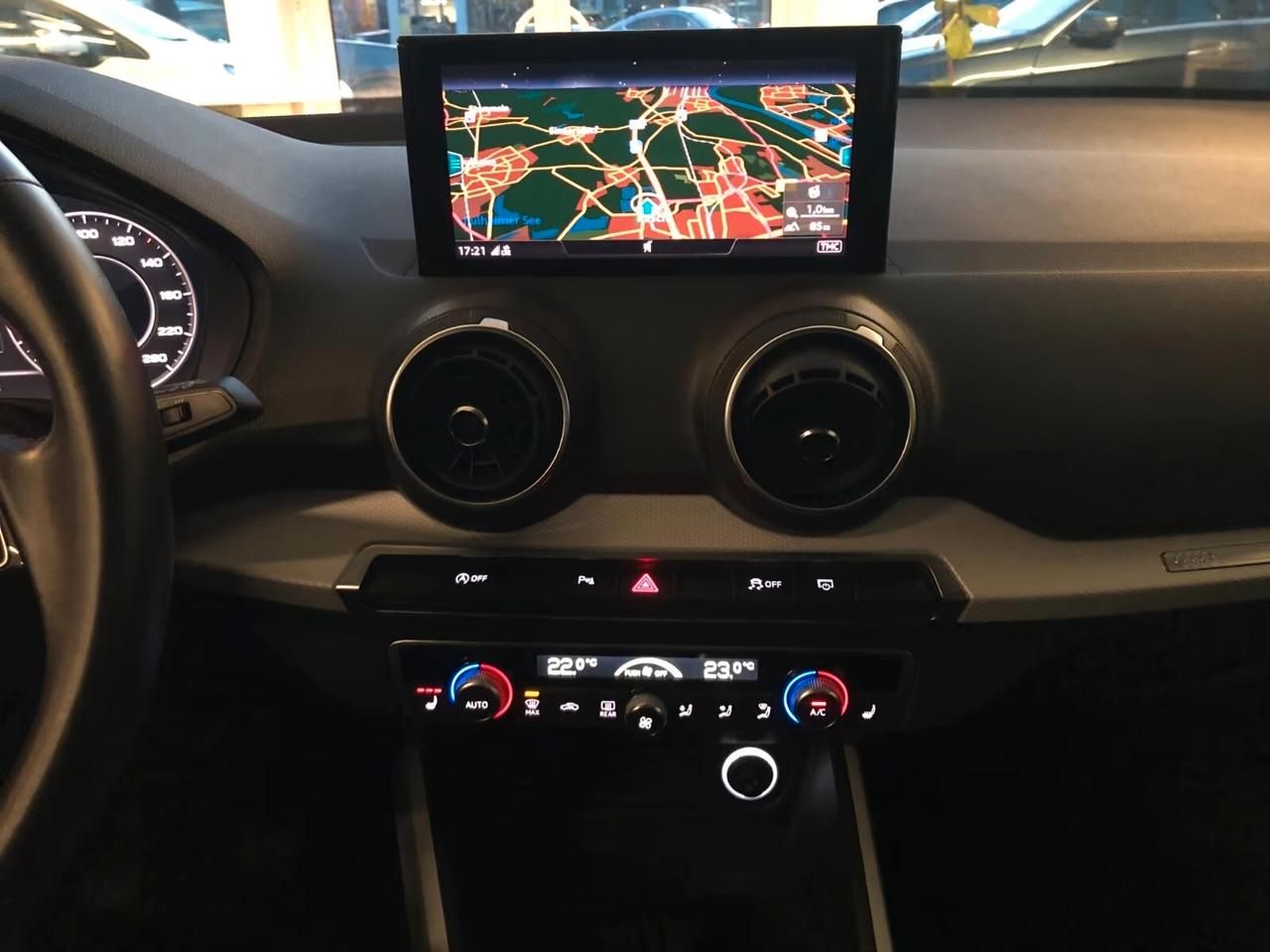 Audi Q2 30 TFSI Business Design