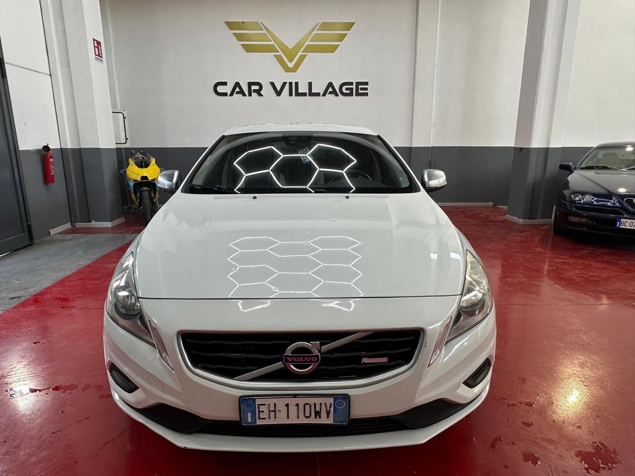 Volvo V60 D5 AWD Geartronic Summum