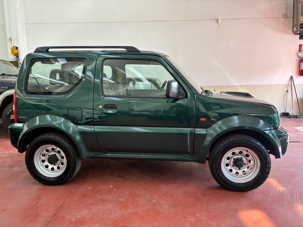 Suzuki Jimny 1.5 DDiS cat 4WD JLX