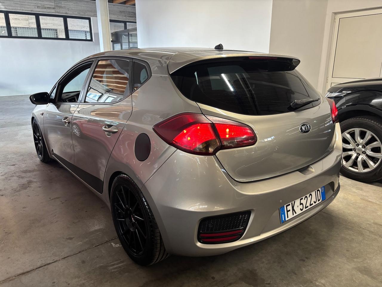 Kia Ceed 1.6 CRDi || GT Line || OK NEOPATENTATI