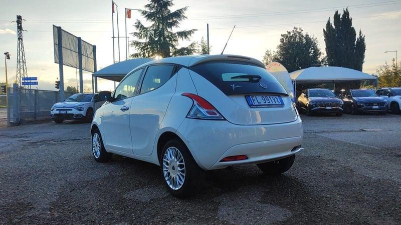 Lancia Ypsilon Ypsilon 1.2 69 CV 5 porte Silver