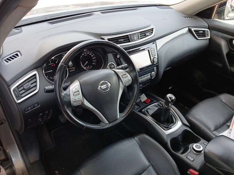Nissan X-Trail 1.6 dCi 131CV 4WD Tekna 10/2016 7 POSTI TELECAM360 TETTO RISCALDABILI