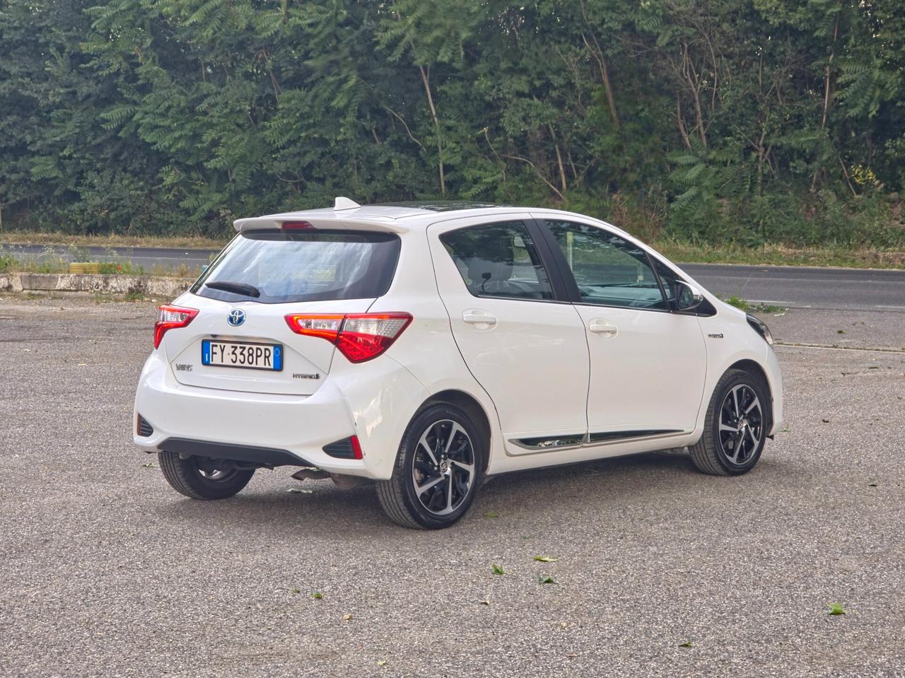 Toyota Yaris 1.5 Hybrid 5 porte GR-S E6 Automatico NEO 2019