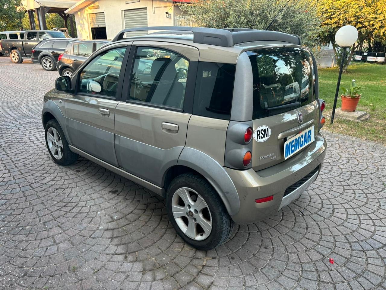 Fiat Panda 1.3 MJT 16V DPF 4x4 Climbing CROSS IDONEA PER NEOPATENTATI PERMUTABILE