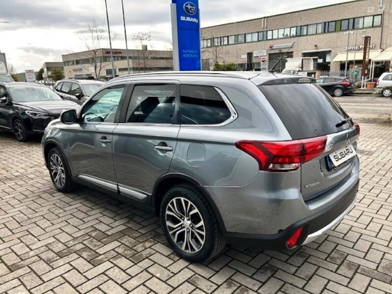 Mitsubishi Outlander 2.2 DI-D 4WD Instyle 7p.