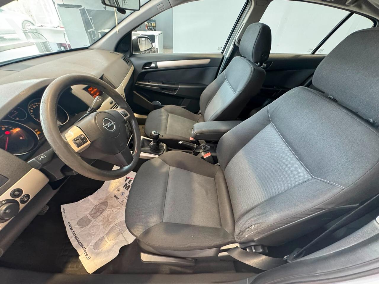 Opel Astra 1.3 CDTI 5 porte Enjoy
