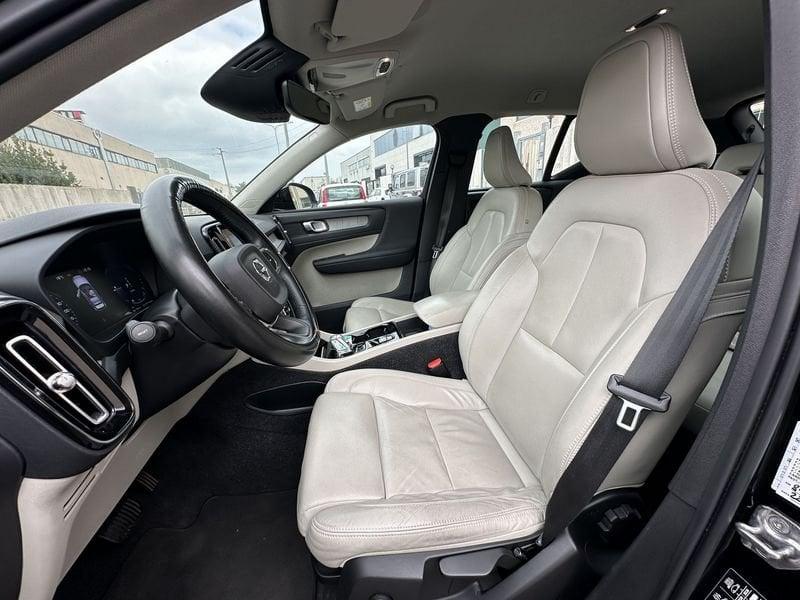 Volvo XC40 Recharge T4 Plug-in Hybrid auto Recharge R-Design