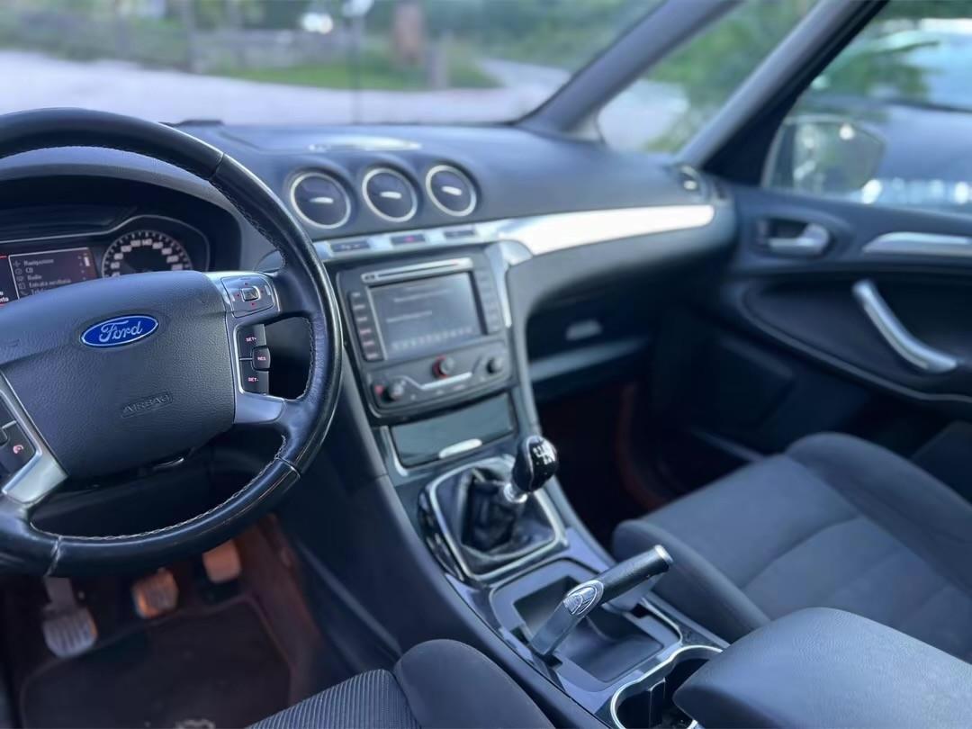 Ford Galaxy 2.0 TDCi 140 CV New Titanium
