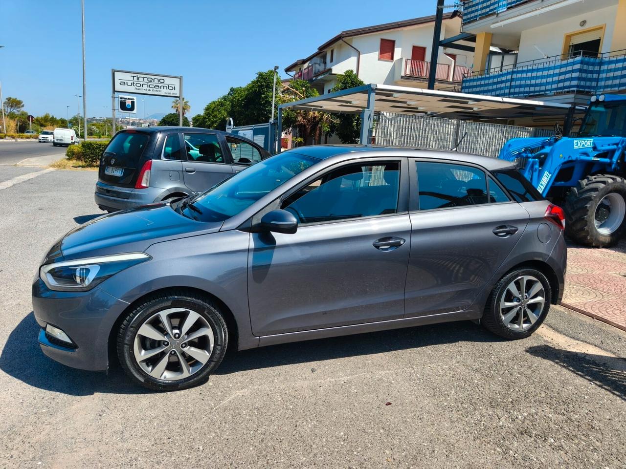 HYUNDAI I20 1.1 CRDI Comfort - 2016