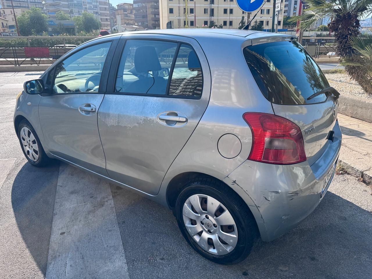 Toyota Yaris 1.3 5 porte