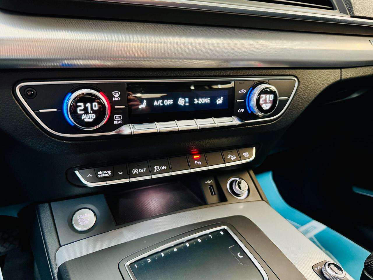 Audi Q5 2.0 TDI 190 CV QUATTRO Sport CarPlay - R.Cam - Navi - Virtual